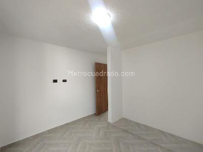 Apartamento en venta en Popular Modelo, Pereira · foto 2 de 5