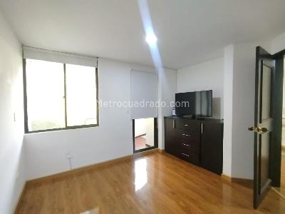 Apartaestudio en venta en Pinares, Pereira, 64 m² · foto 4 de 8
