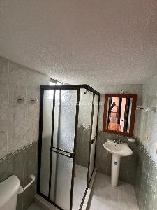 Apartamento de 3 alcobas en venta en Pinares De San Martin, Pereira, 77 m² · foto 5 de 8