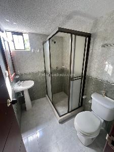 Apartamento de 3 alcobas en venta en Pinares De San Martin, Pereira, 77 m² · foto 6 de 8