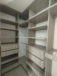 Apartamento de 2 alcobas en venta en Cerritos, Pereira, 94 m² · foto 5 de 9