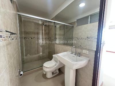 Apartamento en venta en Pinares, Pereira · foto 9 de 14