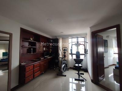 Apartamento de 4 alcobas en venta en Pinares, Pereira, 280 m² · foto 9 de 9