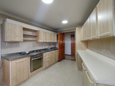 Apartamento en venta en Alamos, Pereira · foto 4 de 8