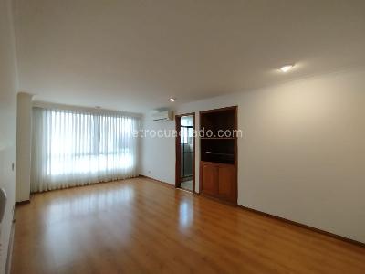 Apartamento en venta en Alamos, Pereira · foto 2 de 8