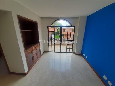 Casa en venta en Pinares Alto, Pereira · foto 6 de 9