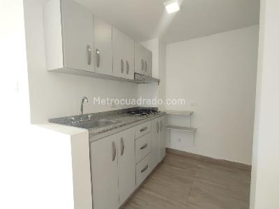 Apartaestudio en venta en Pinares, Pereira, 39 m² · foto 3 de 8