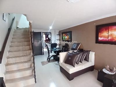 Casa en venta en El Jardin, Pereira · foto 2 de 14