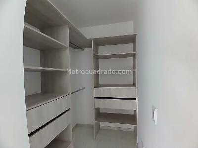 Apartamento en venta en Unicentro, Pereira · foto 4 de 8