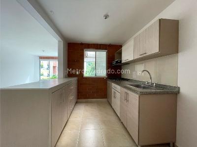 Casa en venta en Galicia, Pereira · foto 2 de 9