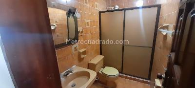 Casa de 5 alcobas en venta en Alamos, Pereira, 374 m² · foto 4 de 6