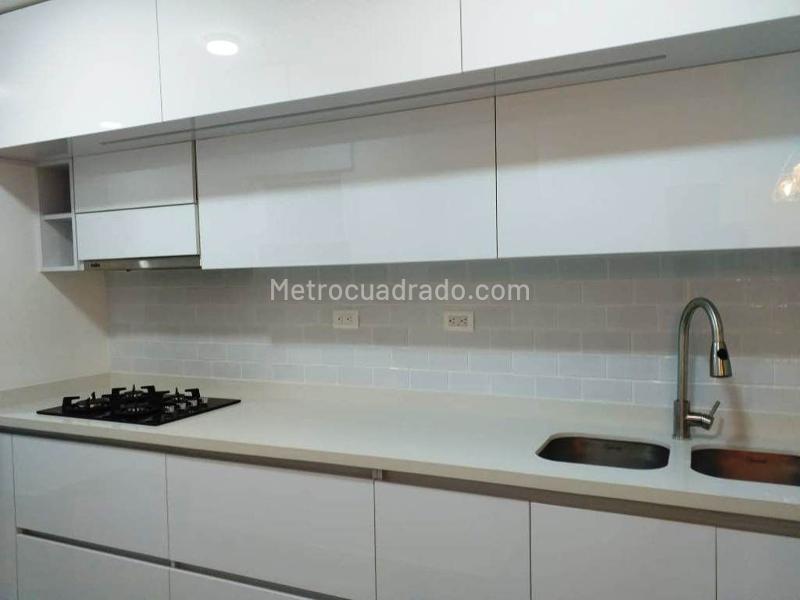 Apartamento en Arriendo, LOS ALPES, Pereira - Mehr