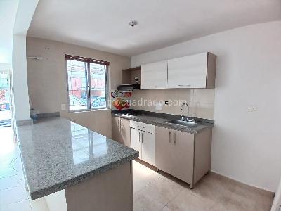 Casa en venta en Galicia, Pereira · foto 3 de 17