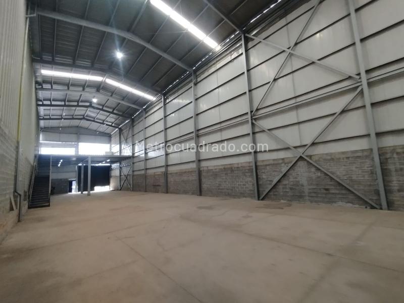 Bodega en Arriendo, Av el pollo, Dosquebradas - Vista 2