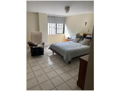 Apartamento en venta en Pinares, Pereira · foto 5 de 8