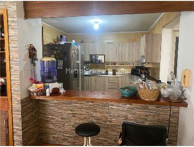 Apartamento en venta en Pinares, Pereira · foto 4 de 8