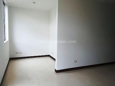Apartamento de 3 alcobas en venta en Los Corales, Pereira, 70 m² · foto 5 de 10