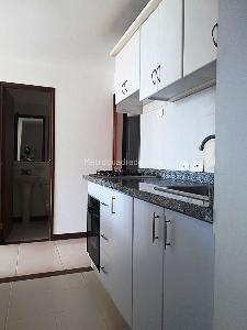 Apartamento de 3 alcobas en venta en Los Corales, Pereira, 70 m² · foto 3 de 10