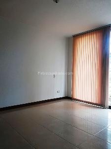 Apartamento de 3 alcobas en venta en Los Corales, Pereira, 70 m² · foto 7 de 10