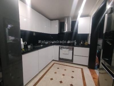 Casa de 3 alcobas en venta en Pinares, Pereira, 190 m² · foto 3 de 12