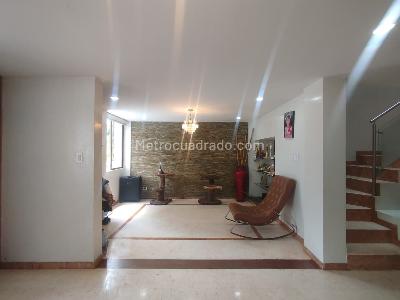Casa de 3 alcobas en venta en Pinares, Pereira, 190 m² · foto 9 de 12
