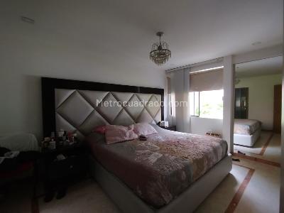 Casa de 3 alcobas en venta en Pinares, Pereira, 190 m² · foto 10 de 12