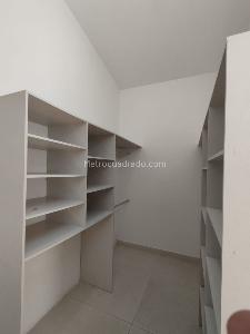 Casa de 3 alcobas en venta en Cerritos, Pereira, 360 m² · foto 9 de 16