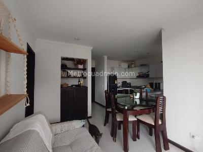 Apartaestudio en venta en Circunvalar, Pereira, 40 m² · foto 2 de 15