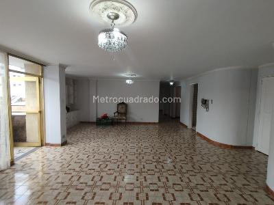 Apartamento en venta en Centro, Pereira · foto 2 de 19