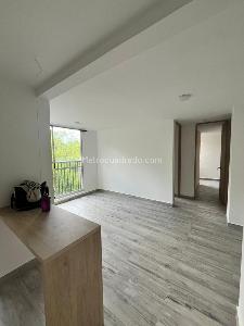 Apartamento en arriendo en El Poblado Eta I, Pereira · foto 2 de 12