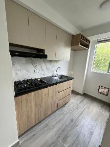 Apartamento en arriendo en El Poblado Eta I, Pereira · foto 3 de 12