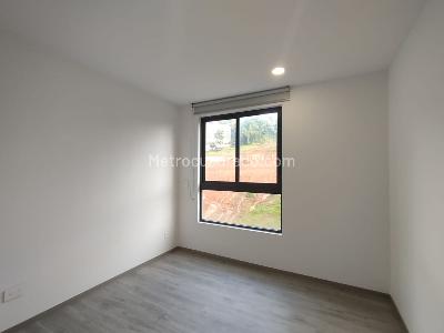 Apartamento de 3 alcobas en venta en Pinares Alto, Pereira, 100 m² · foto 11 de 16