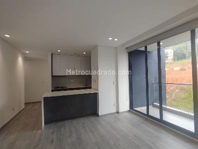 Apartamento de 3 alcobas en venta en Pinares Alto, Pereira, 100 m² · foto 3 de 16