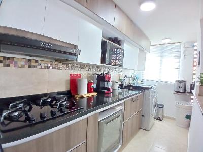 Apartamento de 3 alcobas en venta en Cr Bosque De Cantabria, Pereira, 70 m² · foto 7 de 12