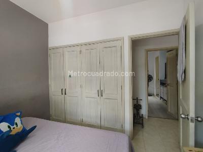 Apartaestudio en venta en Circunvalar, Pereira, 70 m² · foto 8 de 14