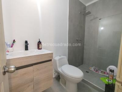 Apartaestudio en venta en Circunvalar, Pereira, 70 m² · foto 14 de 14