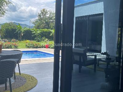 Casa de 3 alcobas en venta en Cerritos, Pereira, 430 m² · foto 2 de 18