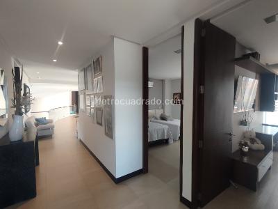 Casa de 5 alcobas en venta en Cerritos, Pereira, 900 m² · foto 6 de 12