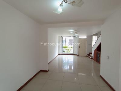Casa en venta en Belmonte, Pereira · foto 13 de 17