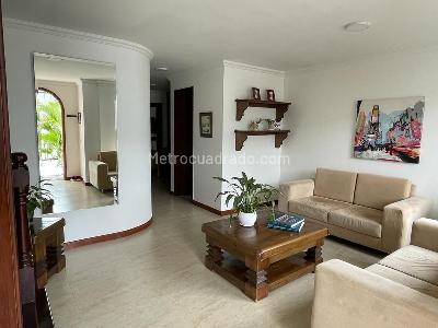 Casa de 3 alcobas en arriendo en Canaan, Pereira, 148 m² · foto 2 de 14