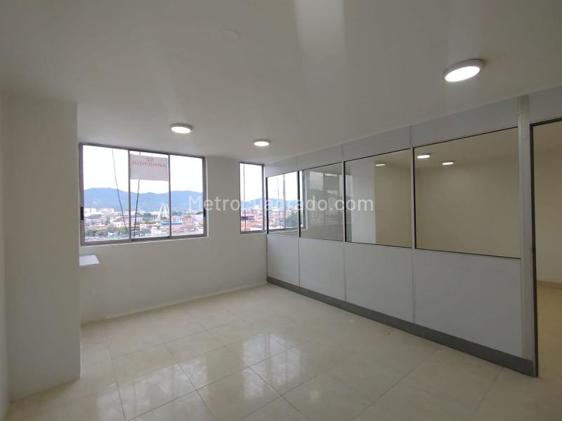 Oficina en Arriendo, CIRCUNVALAR, Pereira – další