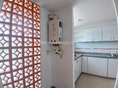 Casa en arriendo en Unicentro, Pereira · foto 3 de 19
