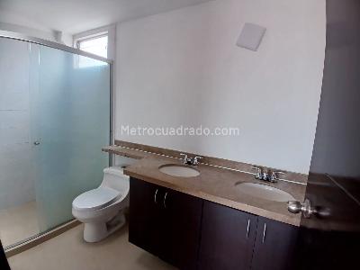 Casa en arriendo en Unicentro, Pereira · foto 16 de 19