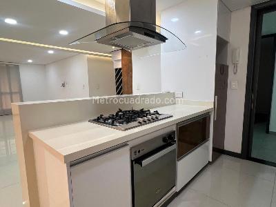 Apartamento en venta en Pinares, Pereira · foto 3 de 14