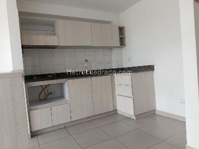 Apartamento de 3 alcobas en venta en Pueblito Cafetero, Pereira, 68 m² · foto 2 de 18