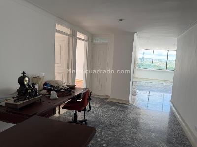 Apartamento en venta en Centro, Pereira · foto 4 de 12