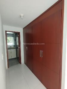 Apartaestudio en venta en Pinares, Pereira, 48 m² · foto 12 de 15