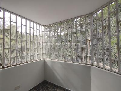 Apartaestudio en venta en Pinares, Pereira, 48 m² · foto 8 de 15