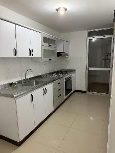 Casa de 4 alcobas en venta en Pueblito Cafetero, Pereira, 159 m² · foto 2 de 14