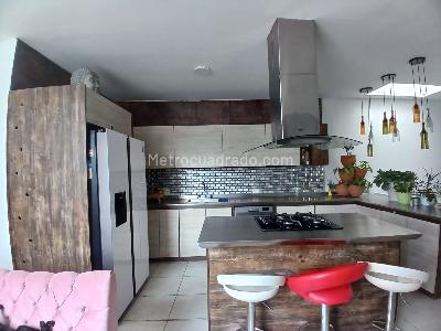 Apartamento en venta en Centro, Pereira · foto 10 de 18
